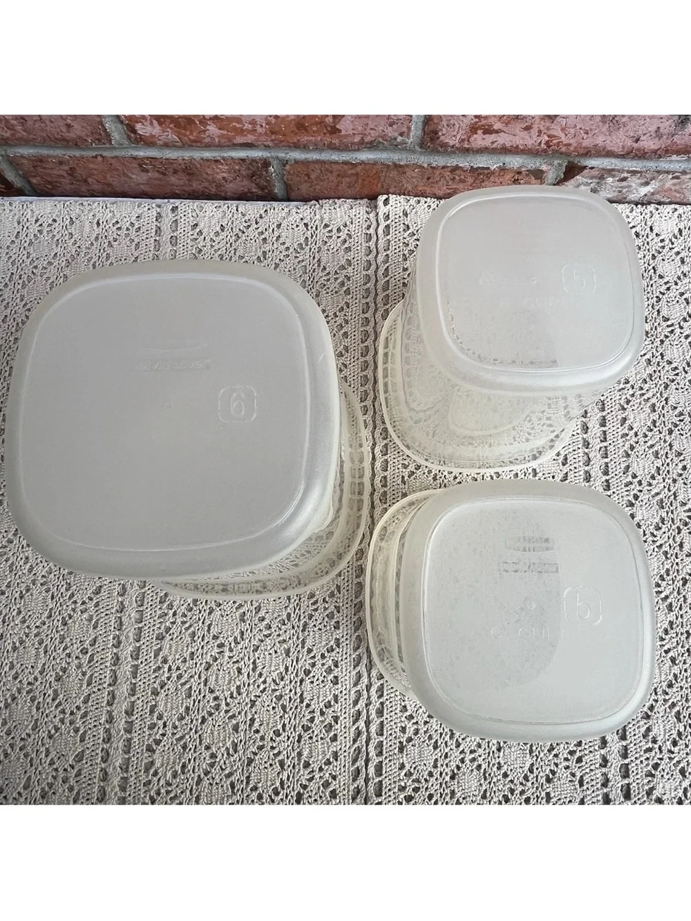 Rubbermaid VTG Servin Saver Nesting Canisters Set Sheer w/Almond Lids #5 #5 #6